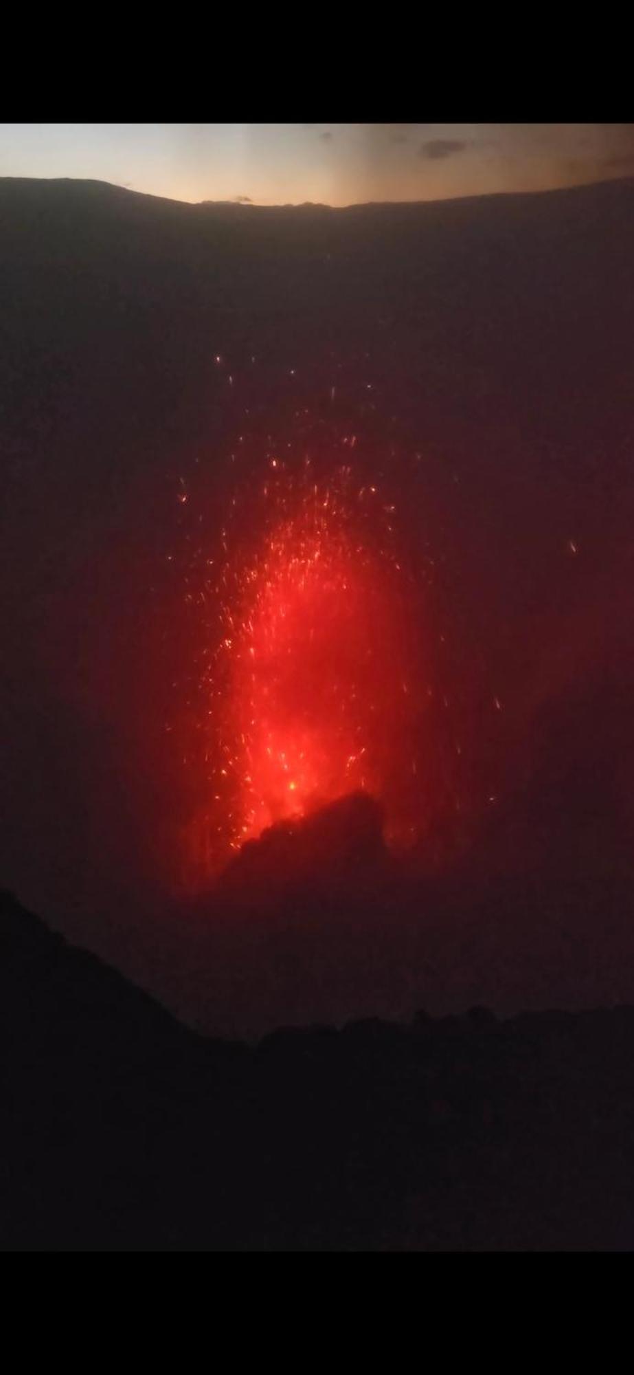 Lenkuru Tanna Volcano View Tree House מראה חיצוני תמונה