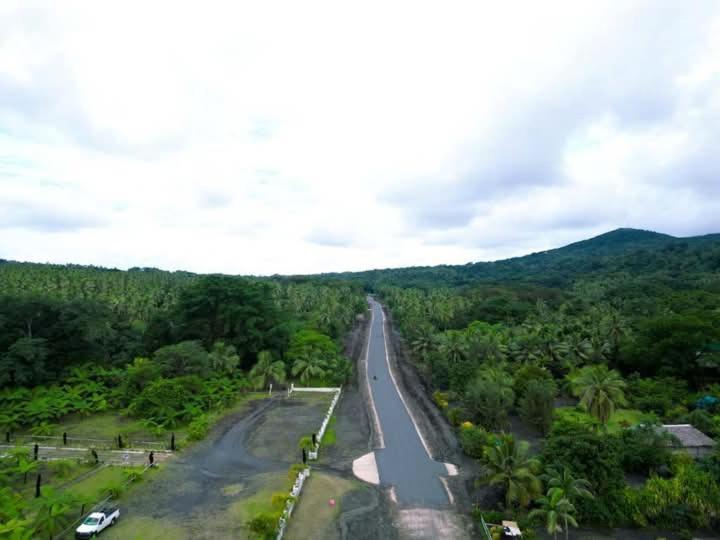 Lenkuru Tanna Volcano View Tree House מראה חיצוני תמונה