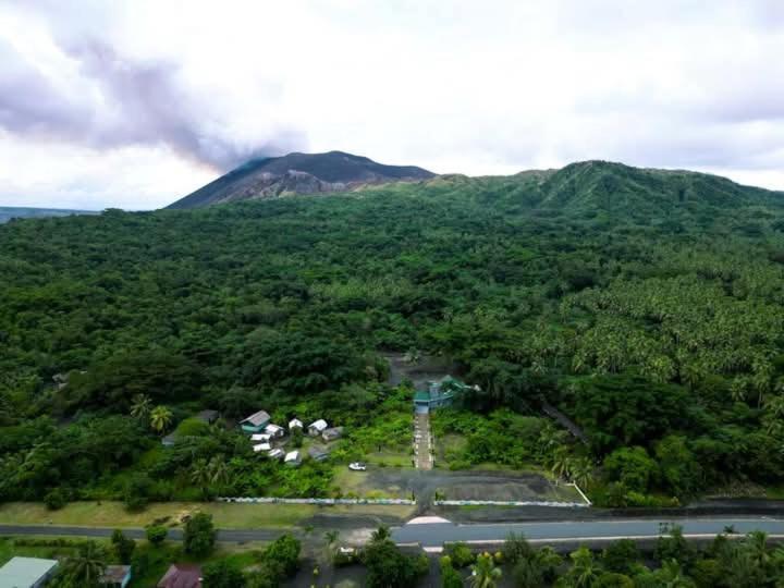 Lenkuru Tanna Volcano View Tree House מראה חיצוני תמונה